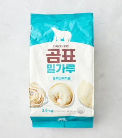 중력분 밀가루 2.5kg 곰표