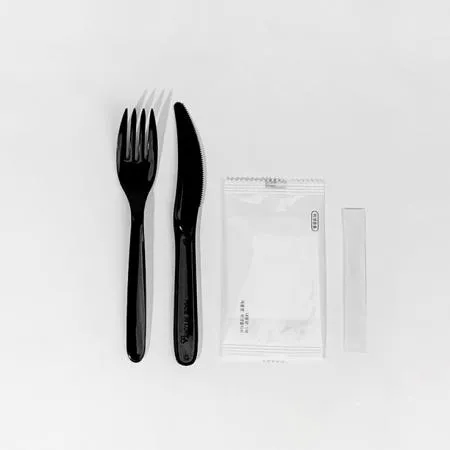 4종 포크 나이프 물티슈 이쑤시개 세트 (반투명 무지) 검정 400개 이미지