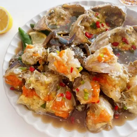 연평도 암꽃게 절단간장게장1kg(중-대 사이즈/2미/4조각)100%알배기 이미지