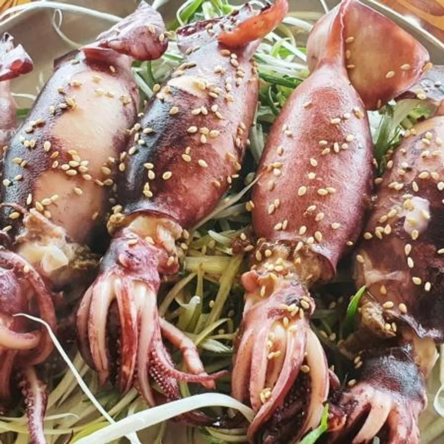 국내산 냉동 오징어 1kg * 5팩 통찜 맥주안주 선동 통오징어 이미지