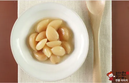  ❤️무료배송❤️반찬단지 알마늘 4kg 4개 1박스 업소용 식당용 대용량 마늘장아찌 마늘절임 이미지