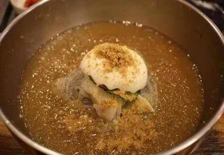 농민식품 냉면육수 350g 1박스 30개입 업소용 식당용 냉면맛집 1인분냉면육수 이미지