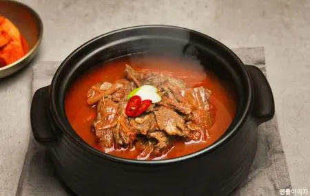 옥천식품 장터할매 육개장 1박스 600g 25개입