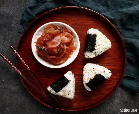 반찬단지 오복채 1kg 10개 1박스 업소용 식당용 오복지 짠지 이미지