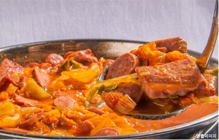  ❤️무료배송❤️ 초원식품 정성온 부대찌개 600g 1박스 25개입