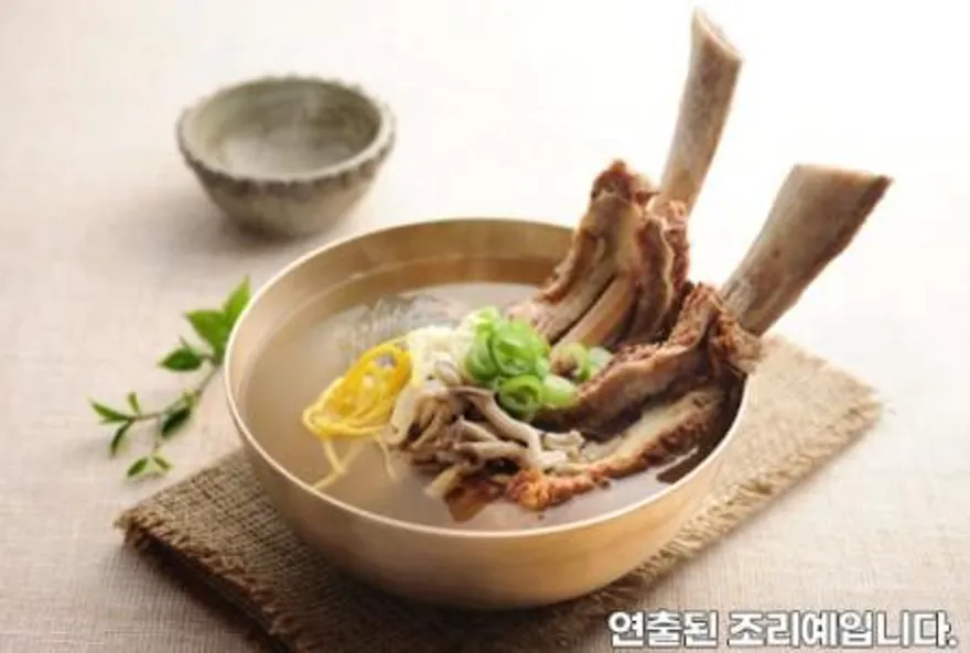 이푸드 인삼왕갈비탕 800g 1박스 20개입 이미지