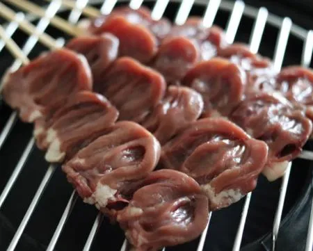 [청하유통] 국내산 염통꼬치(1kg/50꼬치)-1EA 이미지