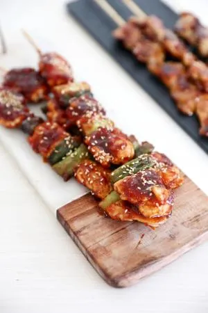 [청하유통] 국내산 파닭꼬치(1kg)-1Box(8EA) 이미지