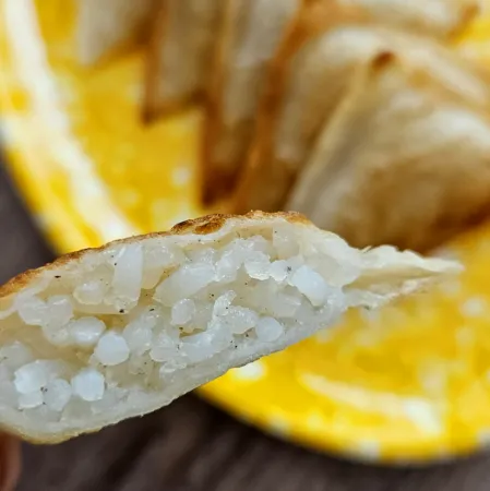[청하유통] 삼각 당면만두(600g)-1EA 이미지