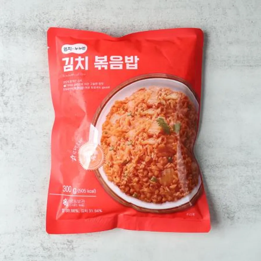 엄지식품 김치볶음밥 300g 30봉 이미지