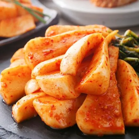 먹판사 국내제조 알타리총각김치10kg 업소용식자재  이미지
