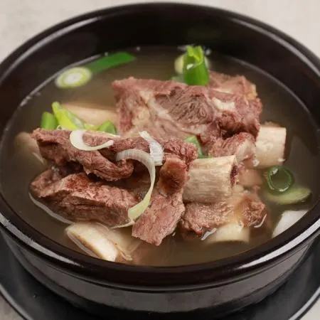 궁중식품 특갈비탕750gx20봉 왕갈비탕으로판매가능한상품 해드림냉동탕류 이미지