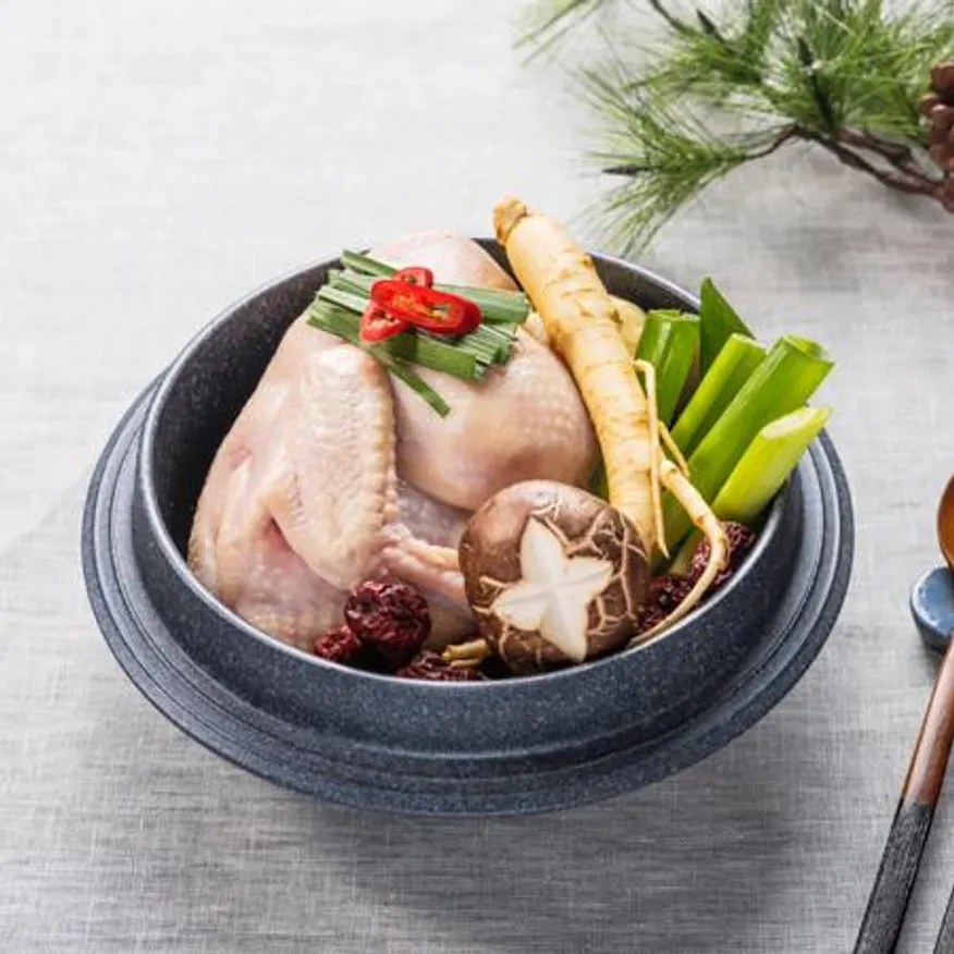 자연애계 반계탕800g X 20봉 넉넉한 양, 쫄깃하고 부드러운 웅추 반마리 삼계탕 냉장 제품 이미지