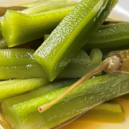 먹판사 궁채장아찌10kg 줄기상추 뚱채나물 오독오독 씹는 식감이 재미있는 절임반찬 이미지