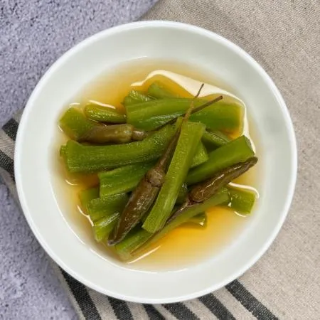 먹판사 궁채장아찌10kg 줄기상추 뚱채나물 오독오독 씹는 식감이 재미있는 절임반찬 이미지