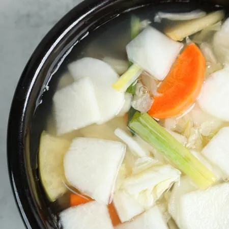 백나박 물김치 10kg 새콤달콤 입맛을 살려주는 중국산 이미지