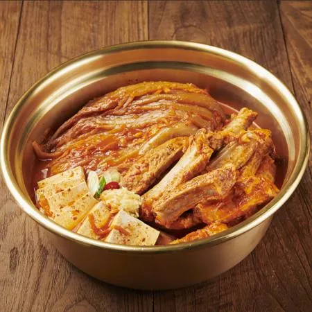 먹판사 숙성김치10kg국내제조 묵은지 무르지않음 김치찌개 구이용 부대찌개용김치 이미지