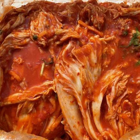 행복한 포기익은숙성김치 10kg 중국산 업소용 수입묵은지 종이박스포장 이미지