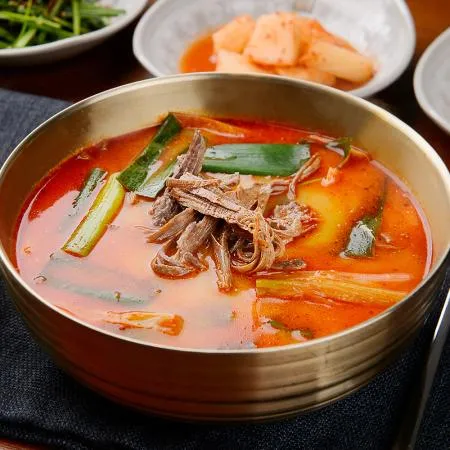 먹판사 본담; 대파육개장 600g 24봉 대파와 결대로 찢은 양지살을 가득넣어 만든 이미지