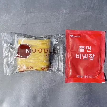 온누리 쫄면사리200g 쫄면비빔장100g 개별포장 넉넉한양 10인분 이미지