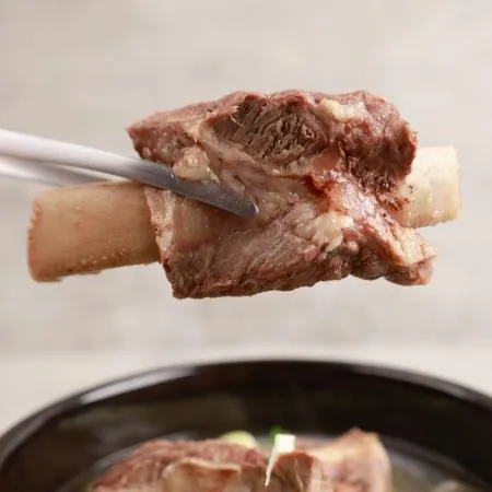 궁중식품 특갈비탕750gx20봉 왕갈비탕으로판매가능한상품 해드림냉동탕류 이미지