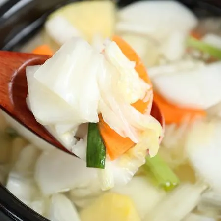 백나박 물김치 10kg 새콤달콤 입맛을 살려주는 중국산 이미지