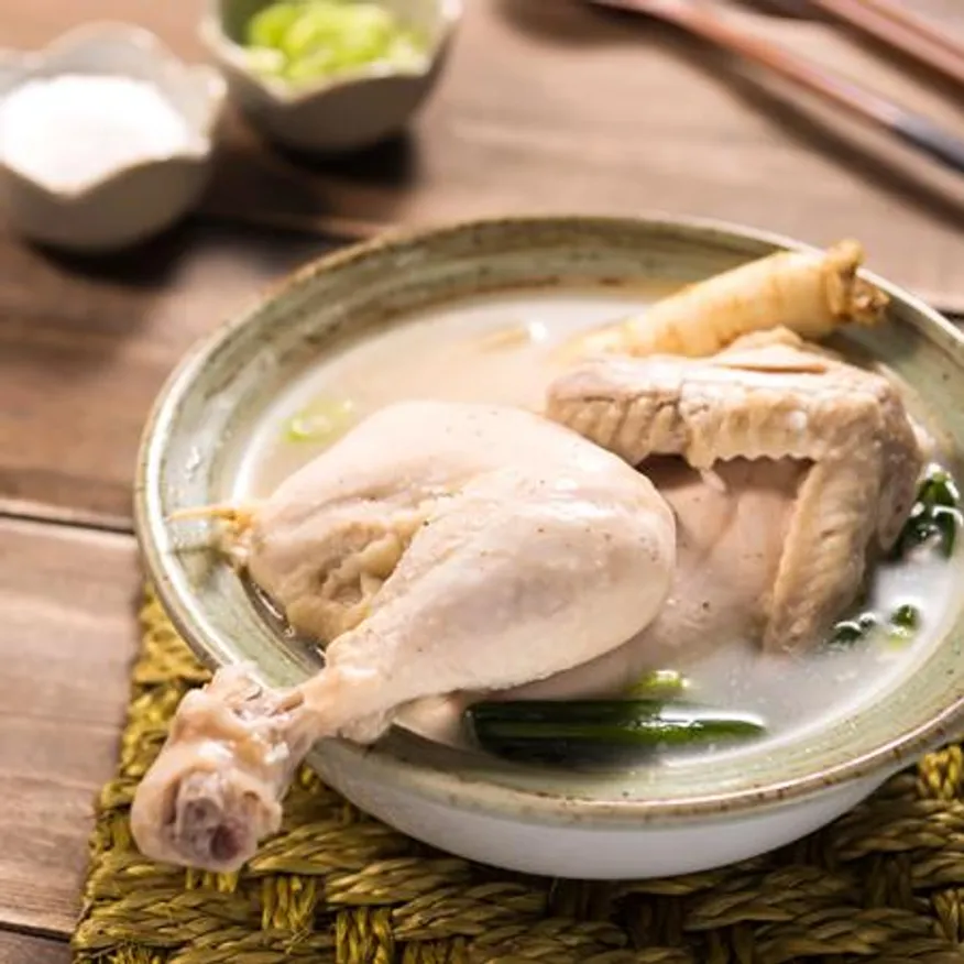 자연애계 반계탕800g X 20봉 넉넉한 양, 쫄깃하고 부드러운 웅추 반마리 삼계탕 냉장 제품 이미지