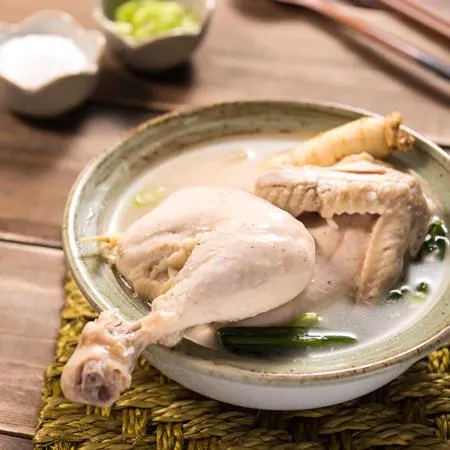 자연애계 반계탕800g X 20봉 넉넉한 양, 쫄깃하고 부드러운 웅추 반마리 삼계탕 냉장 제품 이미지