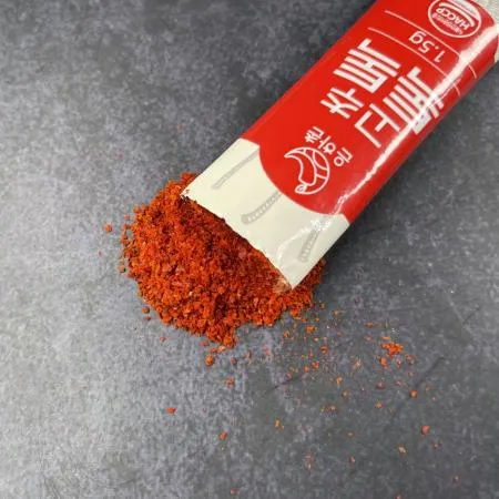 일회용 미니 고춧가루 고추톡톡 1.5gX200봉 소포장 배달전문점용 이미지