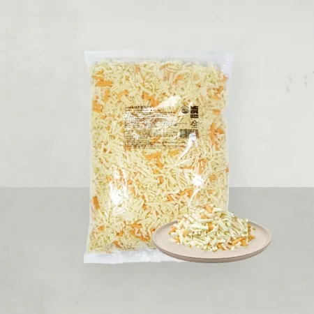 썬리치 네츄럴믹스6(피자치즈 8URK) 2.5kg