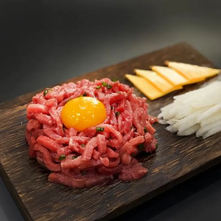 냉동육회 1kg 뷔페육회 육회비빔밥용 우둔 슬라이스 완제품 호주산 이미지