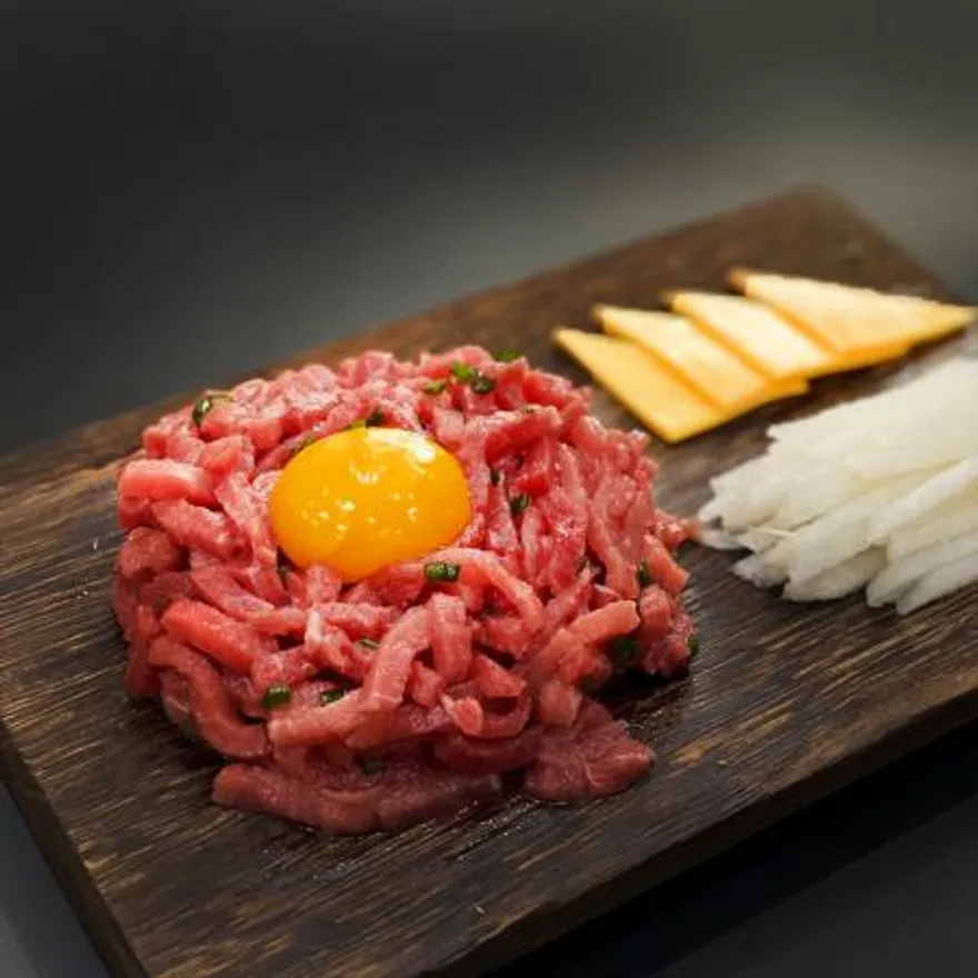 냉동육회 1kg 뷔페육회 육회비빔밥용 우둔 슬라이스 완제품 호주산 이미지