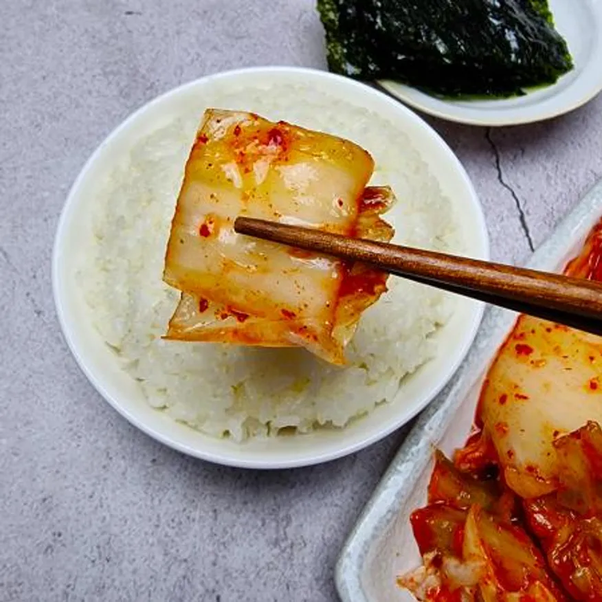 맛김치 10kg 썰은 자른 김치 중국산 수입 업소용 식당 이미지