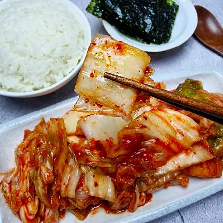 맛김치 10kg 썰은 자른 김치 중국산 수입 업소용 식당 이미지
