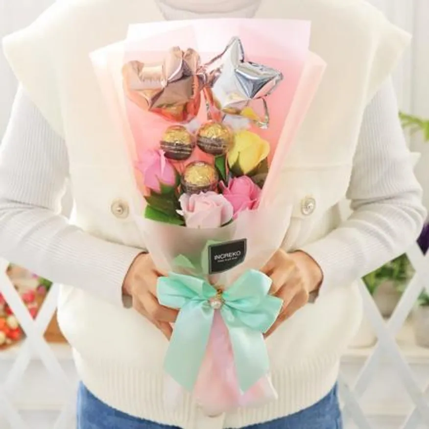 끌레르 페레로로쉐 꽃다발 핑크 졸업 수능 백일 업소용 이미지