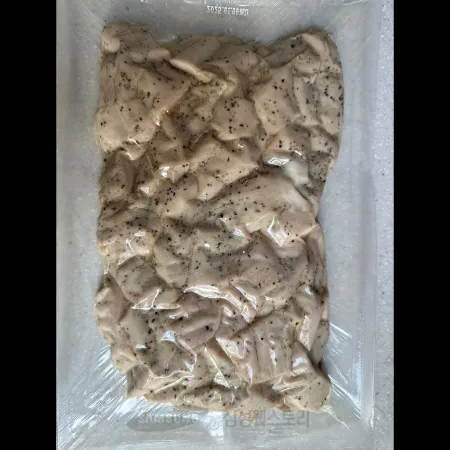 (16:30마감)한입닭가슴살(1KG/PAC/계육:국산/웰쿠스/블랙페퍼)