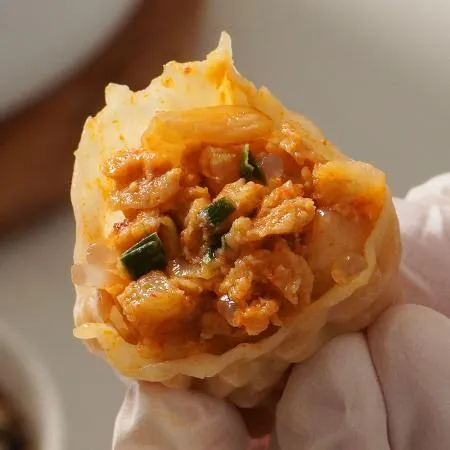 맛의고수 추억의 김치만두 2kg 이미지