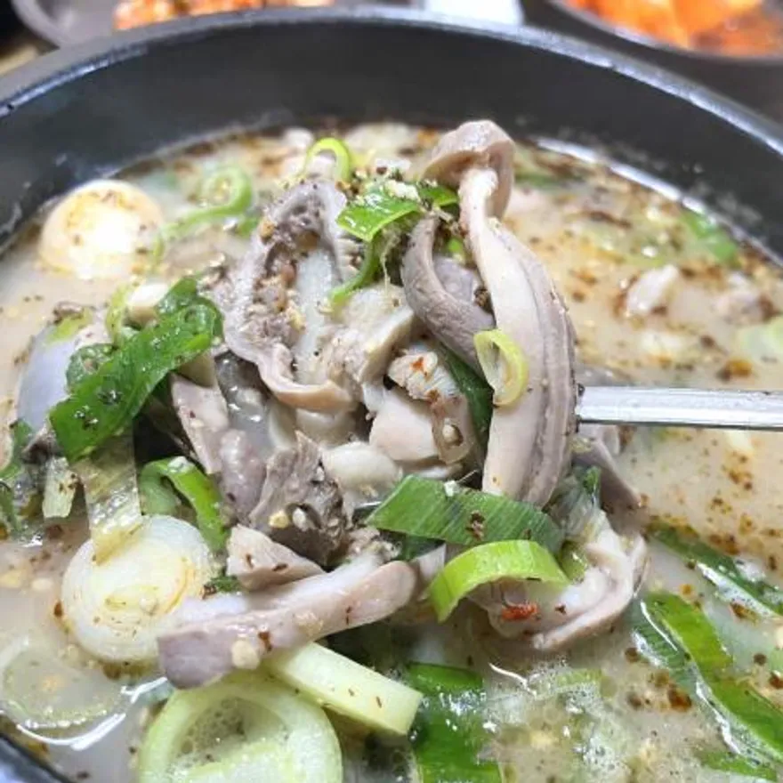 한돈 삶은 돼지 오소리감투 슬라이스 돈내장 1kg 이미지