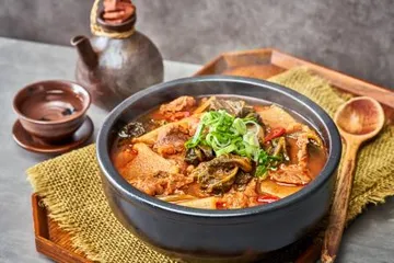 맛집 소고기장터국밥 700g 용량업! 1팩 얼큰하고 푸짐한 국밥