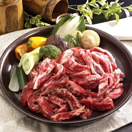 배터지는 소고기 모둠 세트 1kg 갈비살 안심살 업진살 우삼겹 척아이롤 이미지