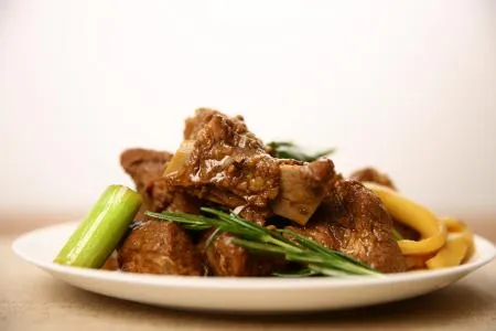 돼지갈비찜(간장) 600g 이미지