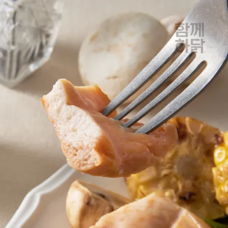 함께하닭 맛있는 스팀 헬스 닭가슴살 스모크맛 100g  이미지