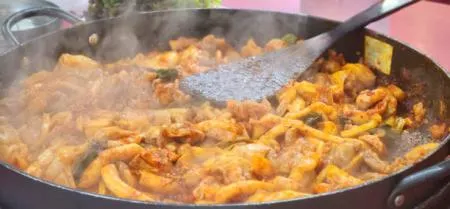 [BOX할인] 페르디가오 닭정육 (닭다리살) 2kg 냉동 뼈를 제거하고 껍질붙은 닭정육살 이미지