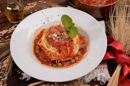 줄리에토 포모도리 토마토홀 2.5kg 홀토마토 대용량파스타소스 이미지