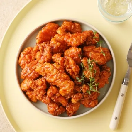 매콤달콤닭강정 210g 치킨 밀키트 간식 pc방 야식 이미지