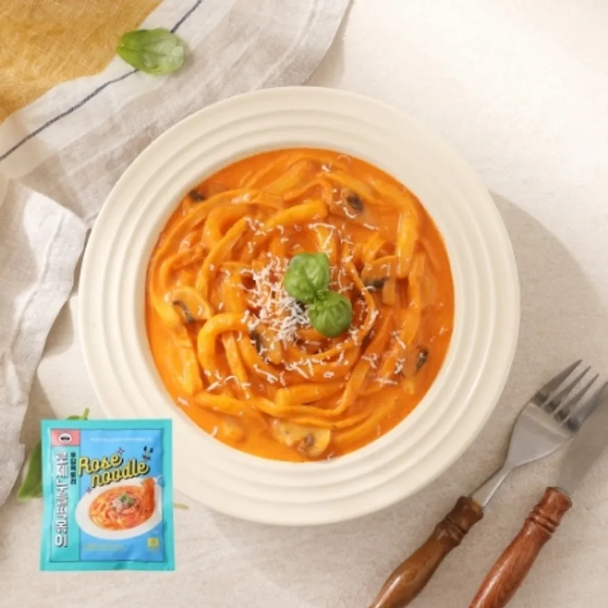 로제 누들 떡볶이 500g 떡볶이 밀키트 분식 야식 술안주 호프 이미지